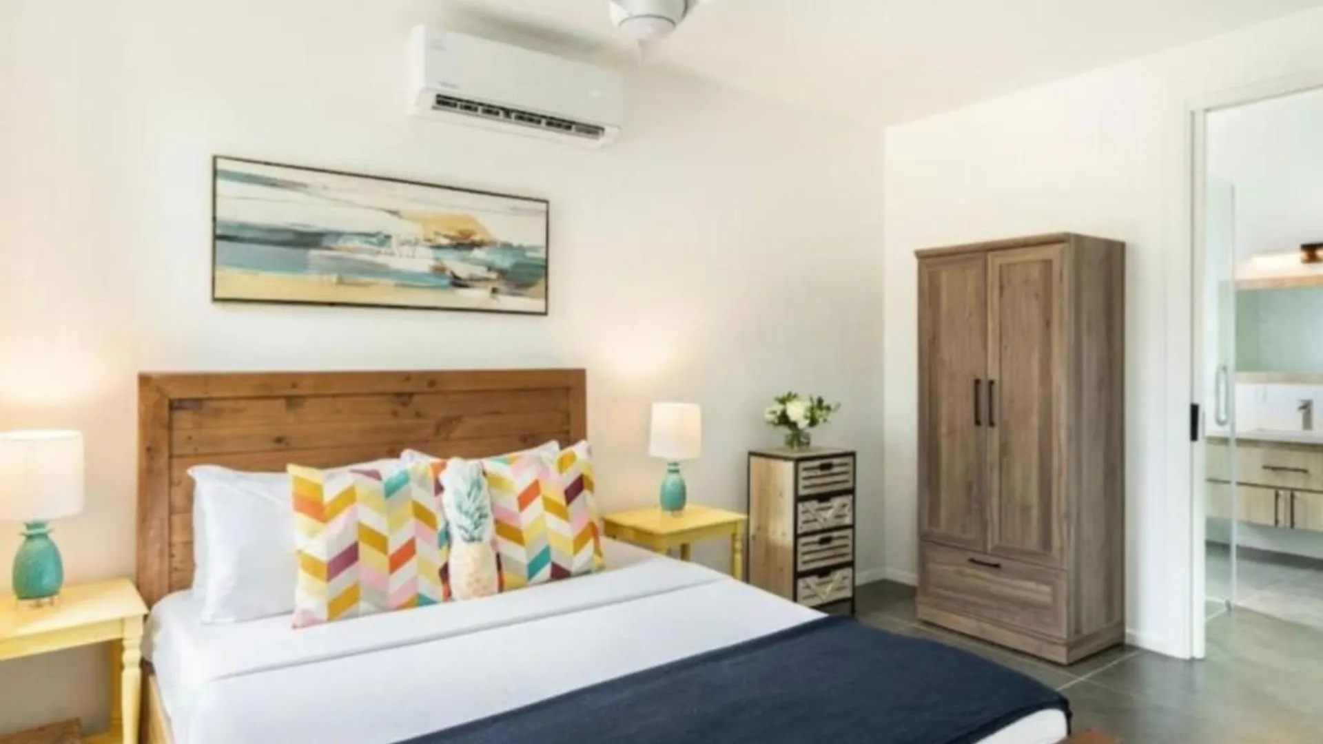 Aparthotel Grace Bay Vacation Villa Long Bay